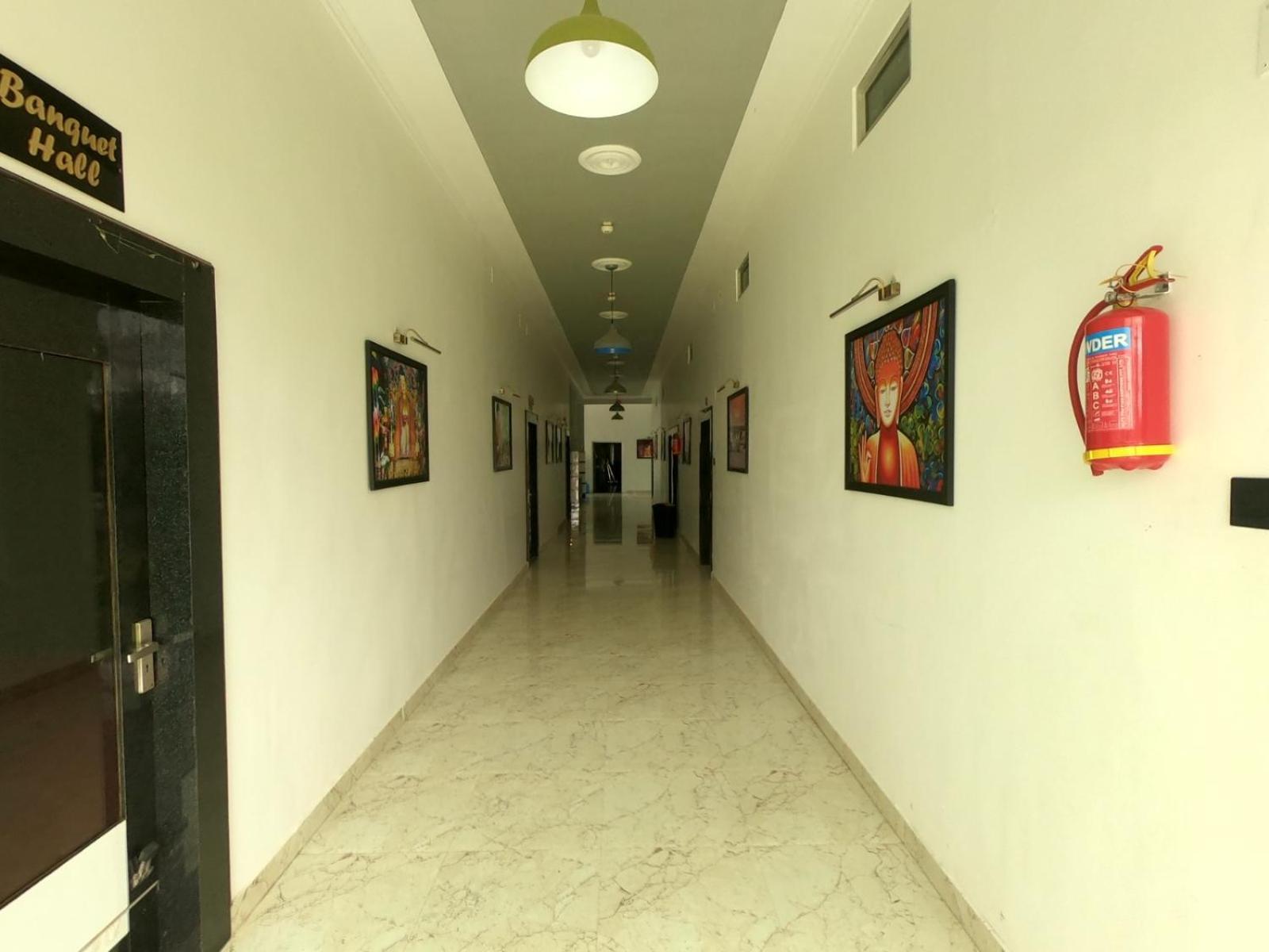 Hotel Buddha Park, Paharia, Varanasi Esterno foto