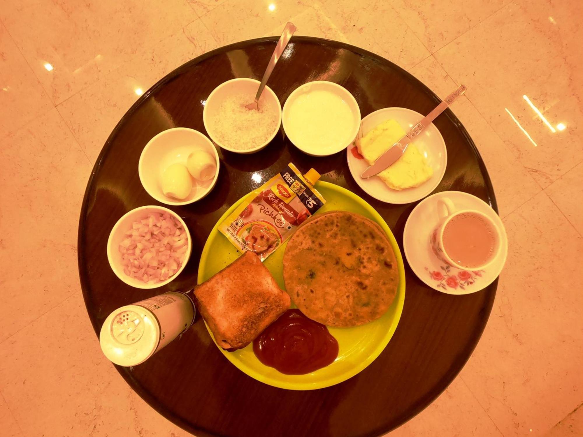 Hotel Buddha Park, Paharia, Varanasi Esterno foto